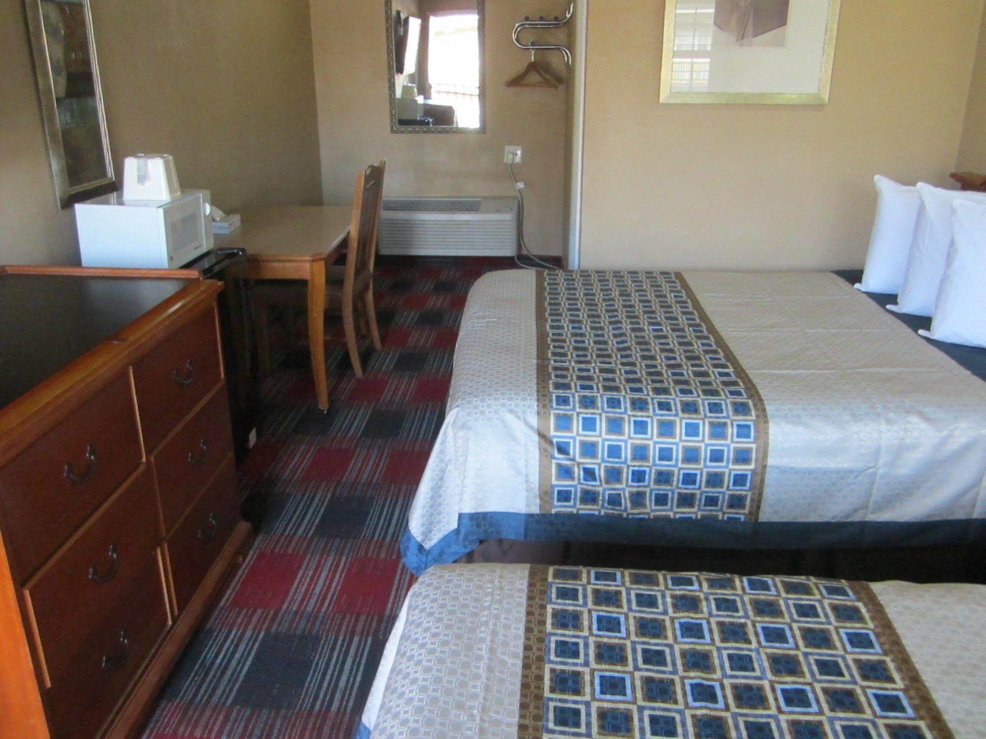 Motel Little Boy Blue Anaheim